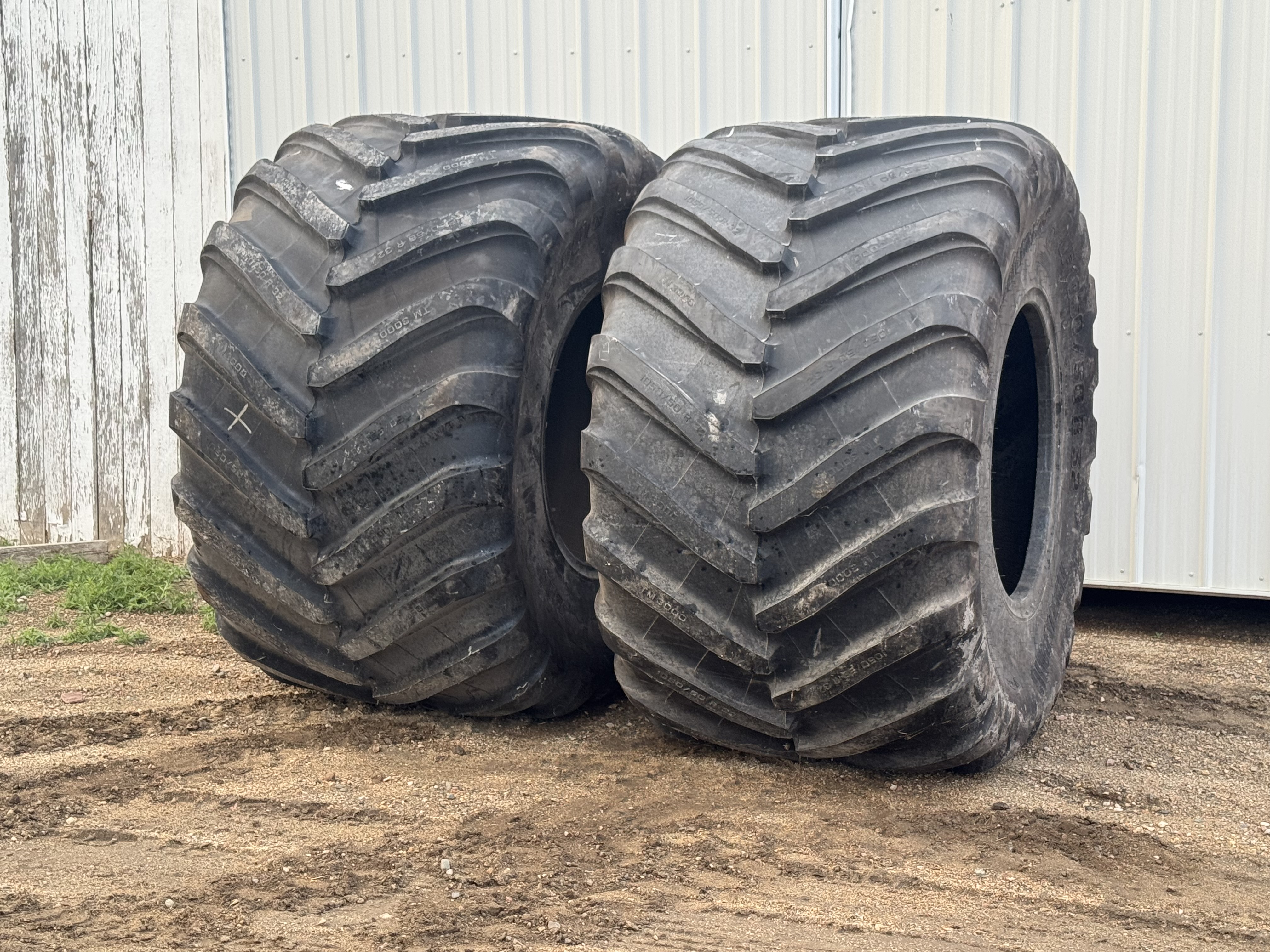 Image: Trelloberg 1050/50R32