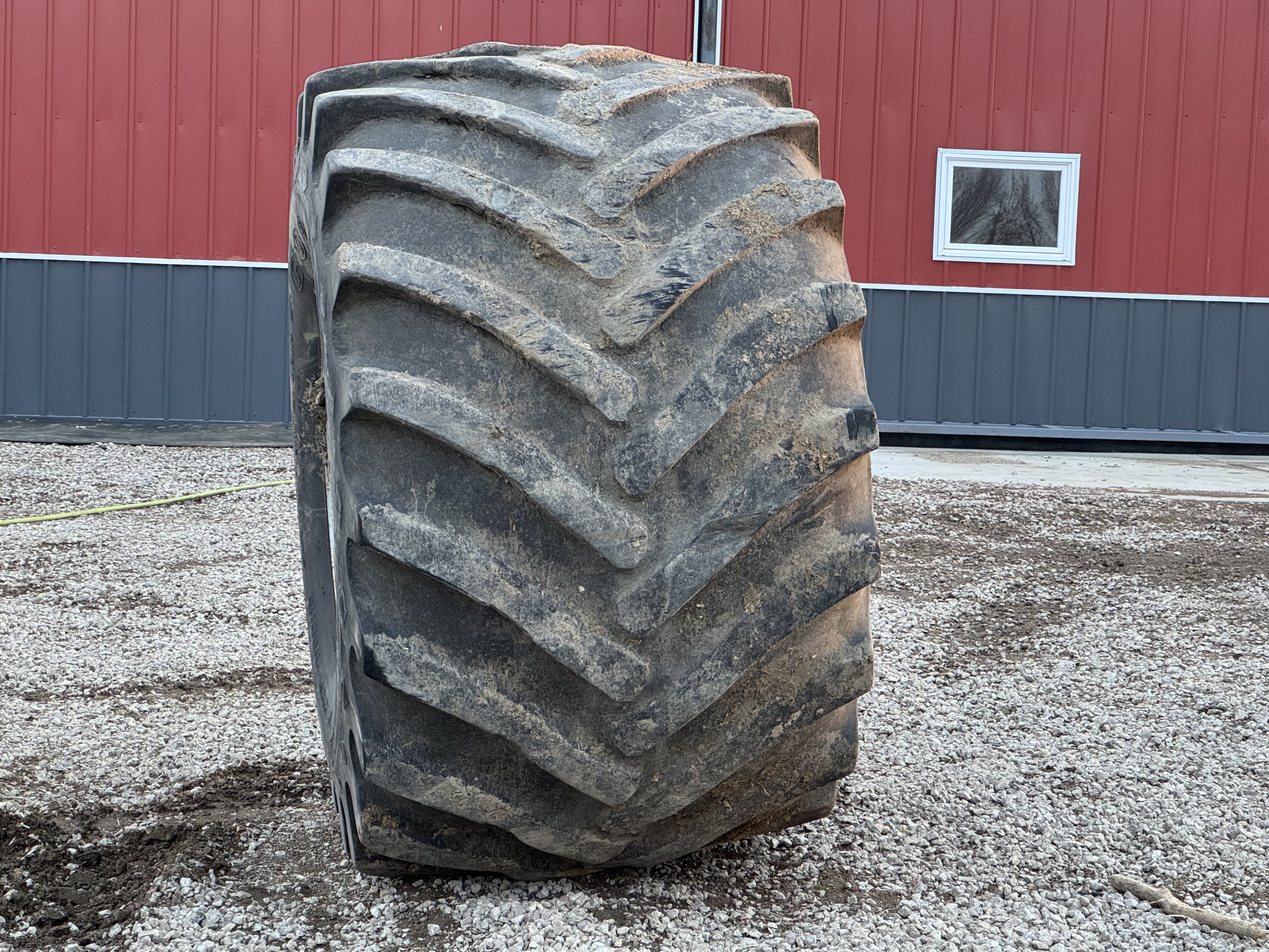 Image: Goodyear 73x44-32