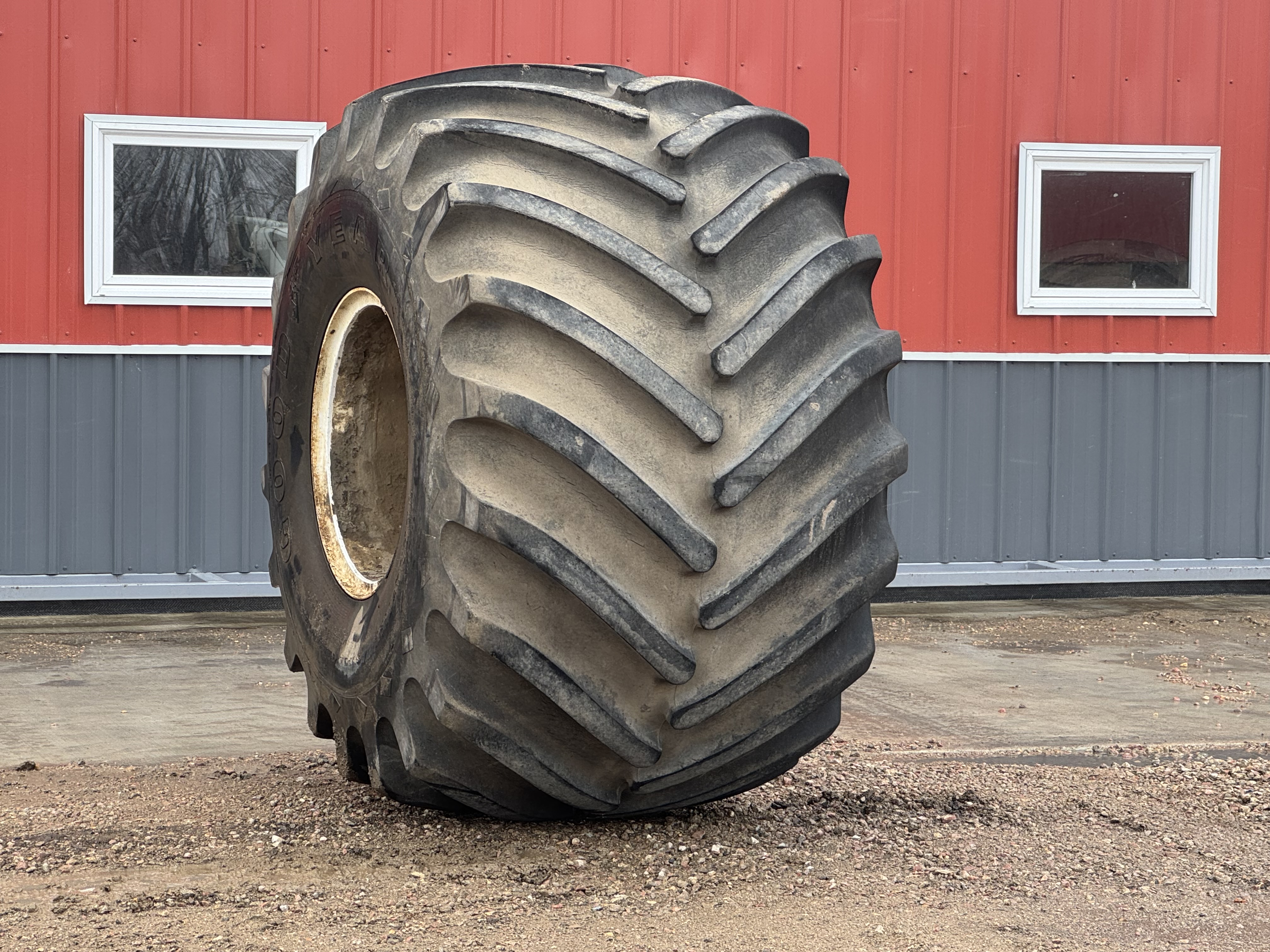Image: Goodyear 66x43-25