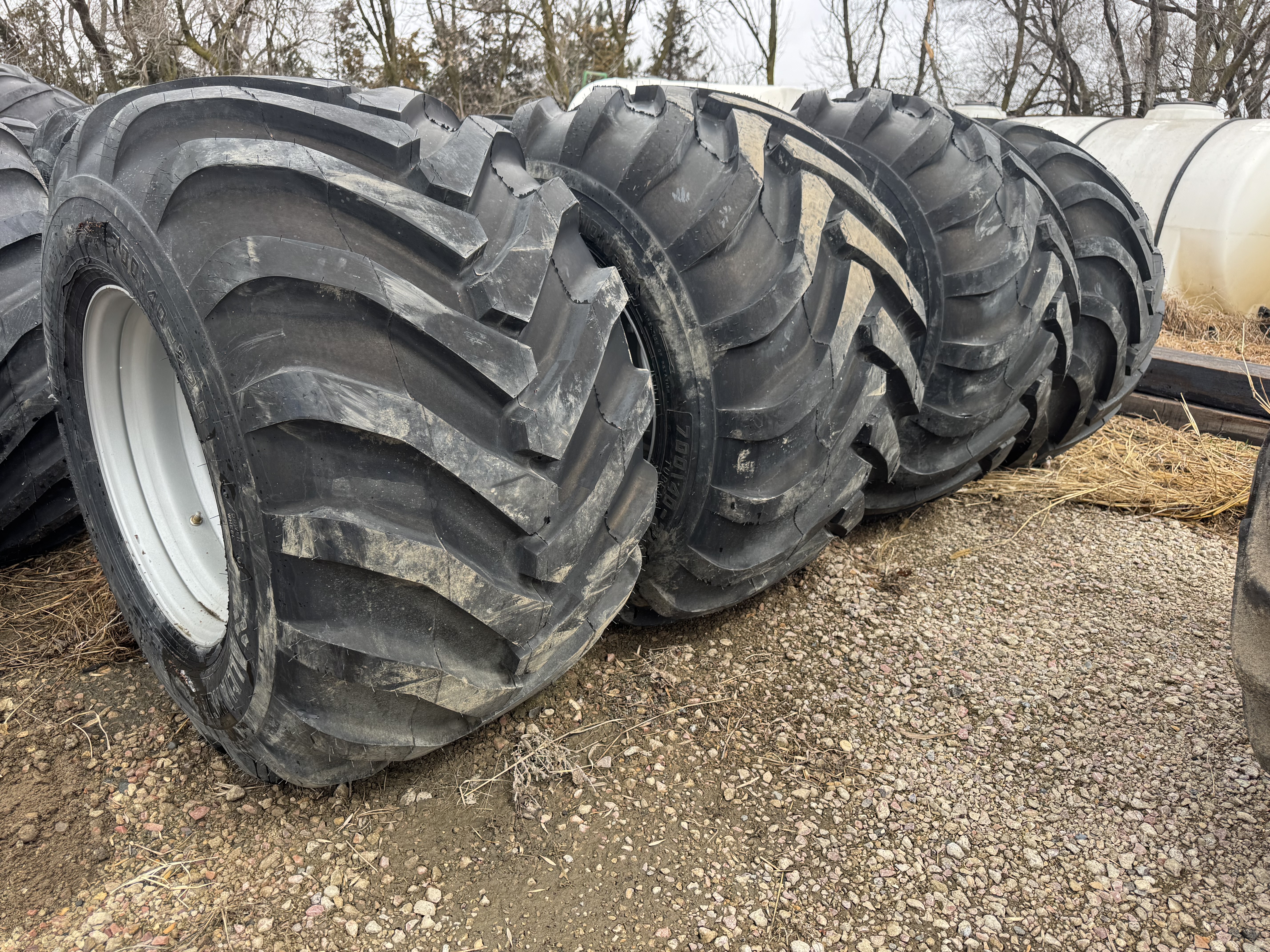 Image: Alliance 700/40-22.5
