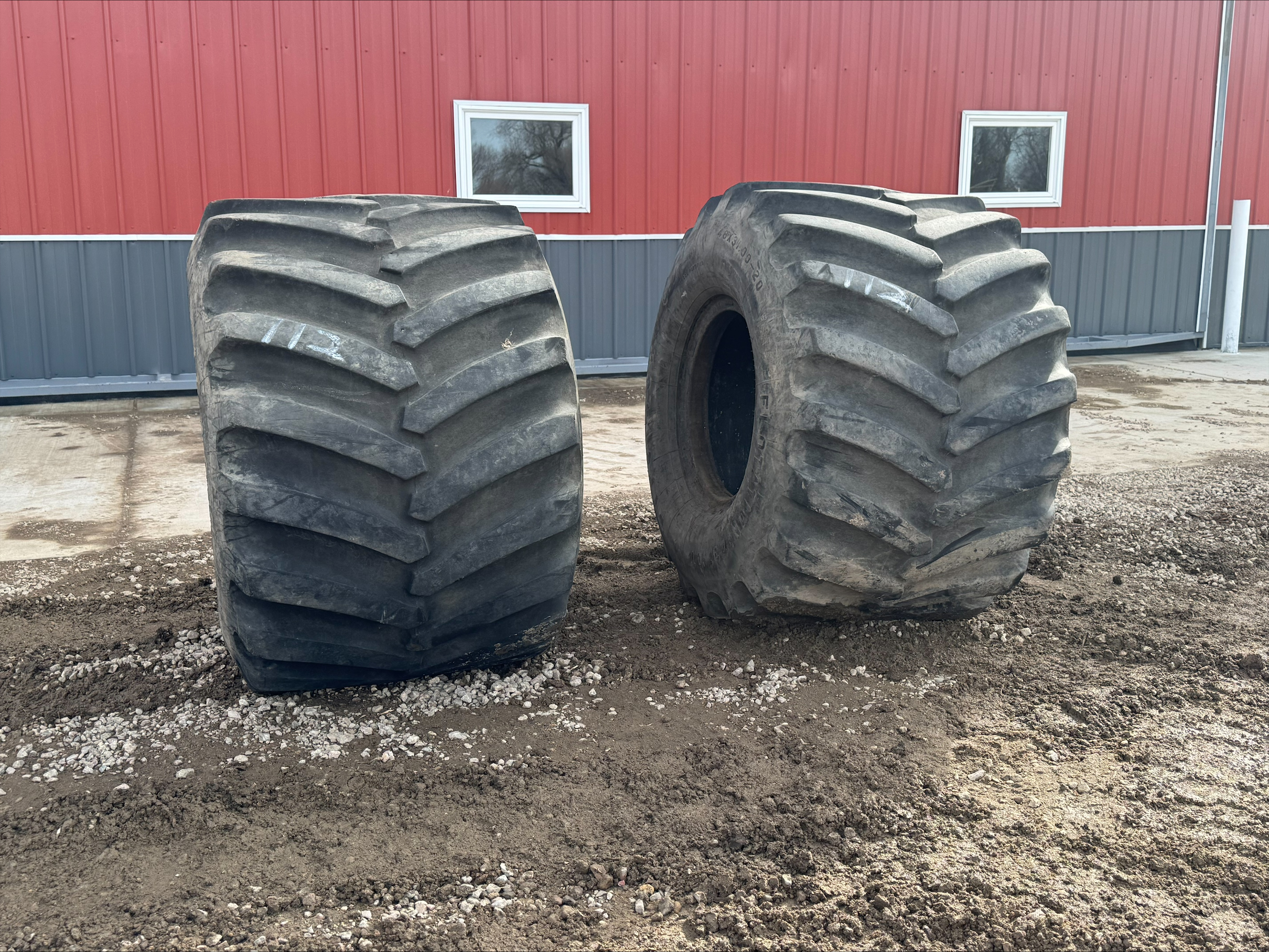 Image: Firestone 48x31-20