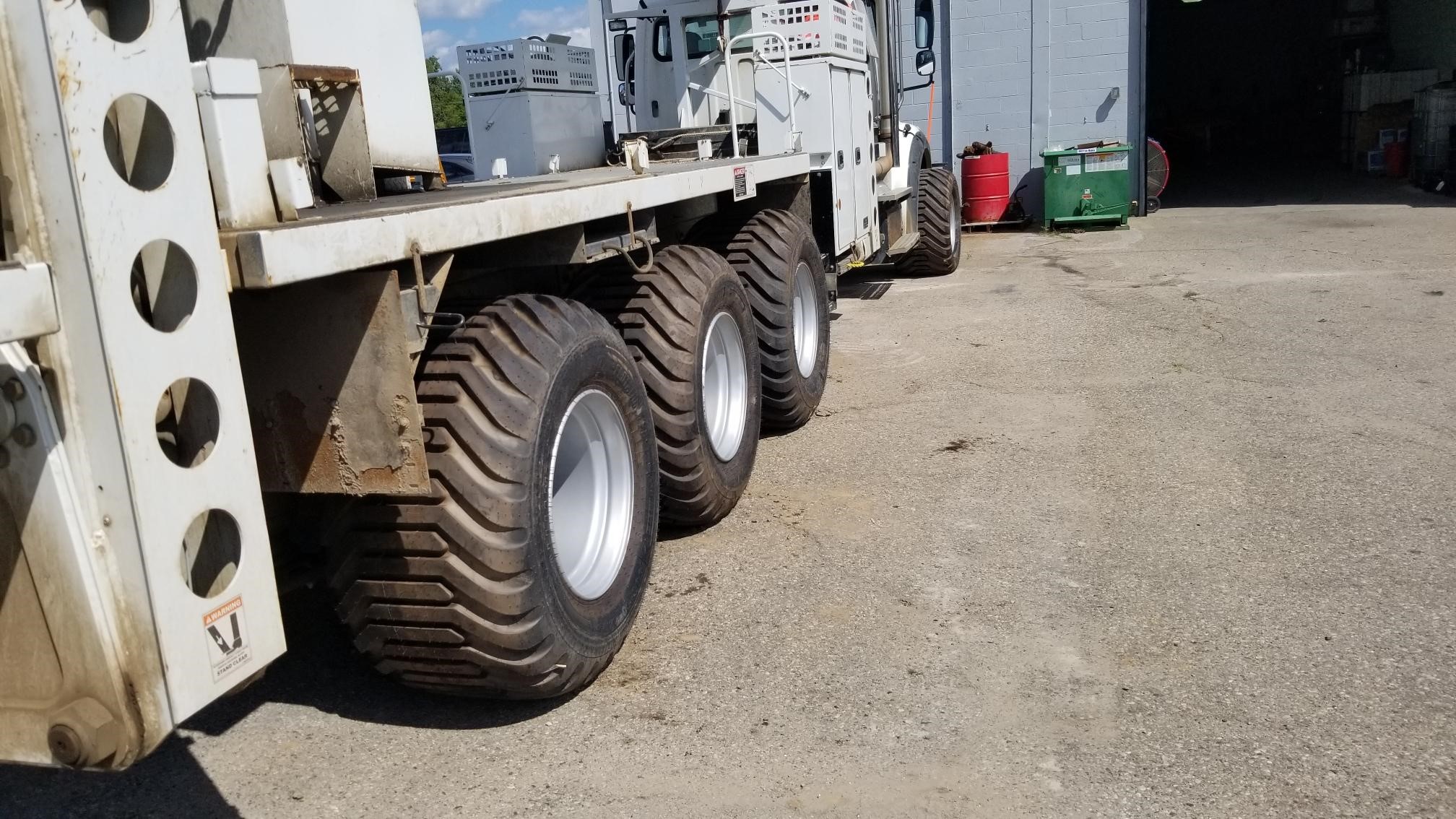 Image: Bucket Truck